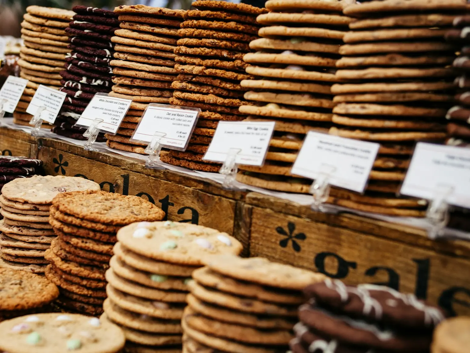 flatbread display store