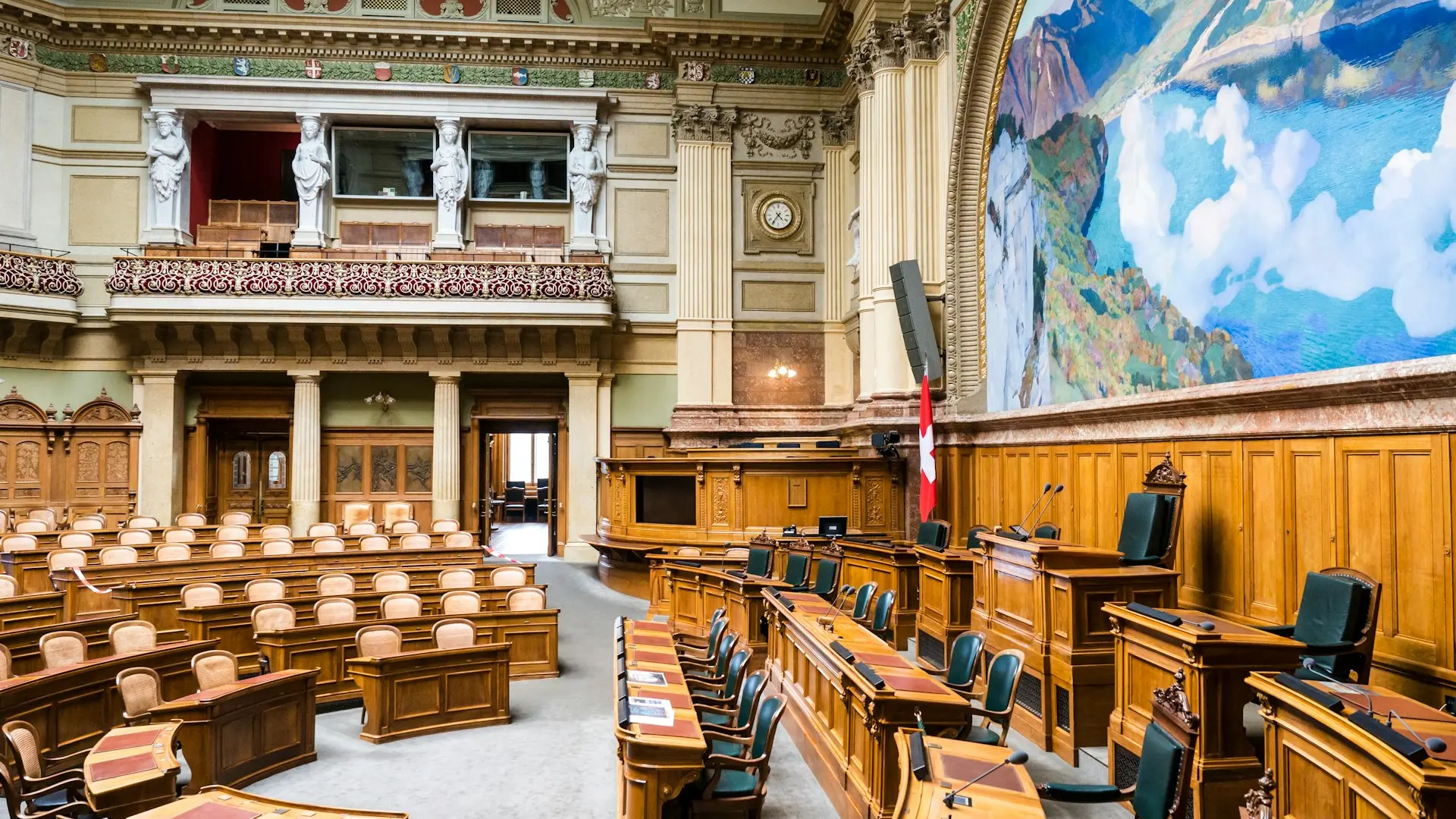 Factor Político: Regulaciones y Modernización Gubernamental Factor Político: Regulaciones y Modernización Gubernamental